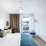 Apartman And Ribarska Srica *