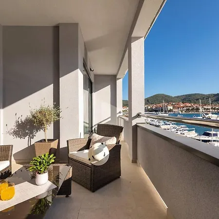 Apartment And Ribarska Srica Vela Luka