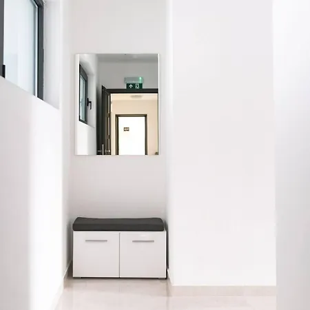 And Ribarska Srica Vela Luka