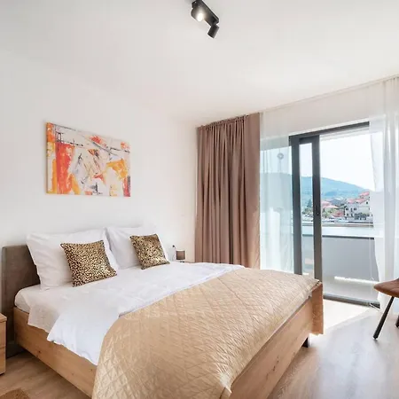 And Ribarska Srica Apartment *