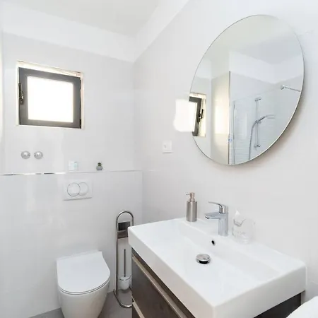 And Ribarska Srica Apartment Vela Luka