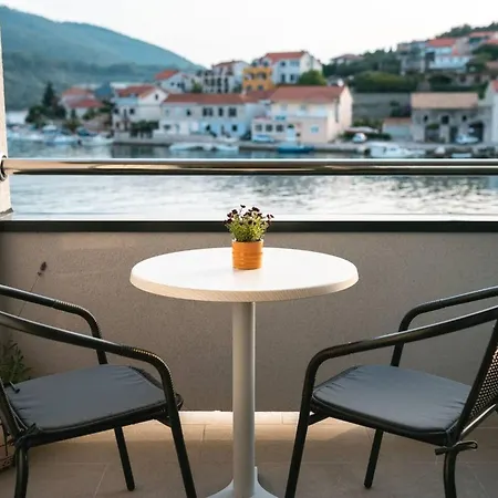 Apartament And Ribarska Srica *