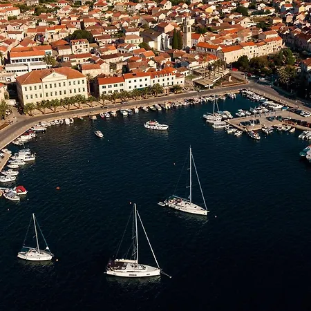 And Ribarska Srica Apartment *