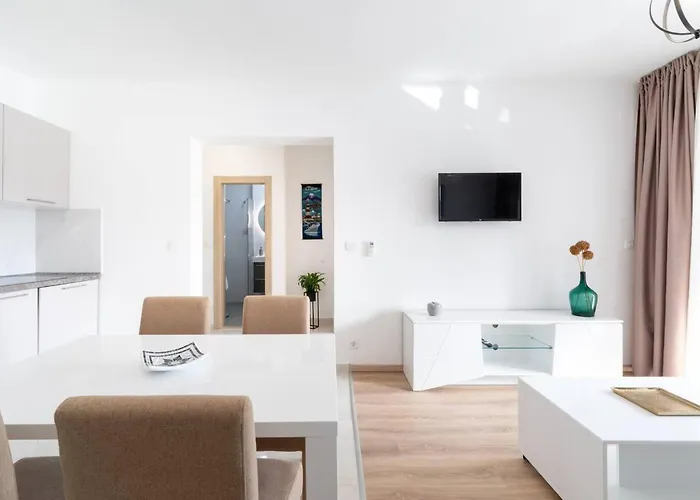 And Ribarska Srica Apartamento