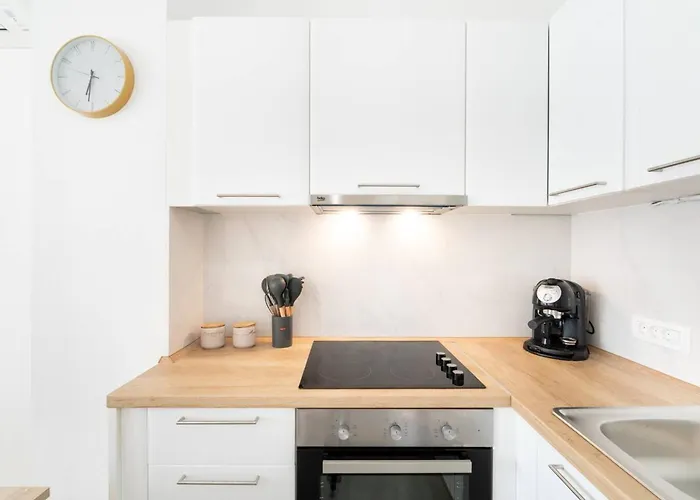 And Ribarska Srica *