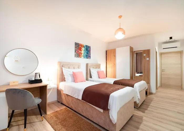 And Ribarska Srica Vela Luka