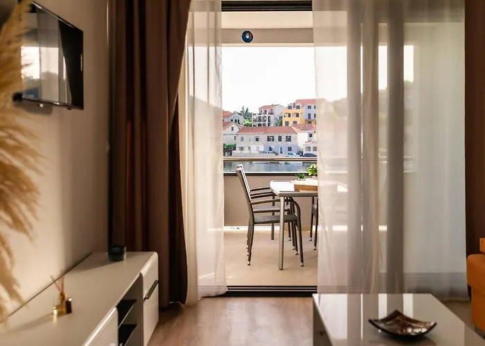 Apartamento And Ribarska Srica