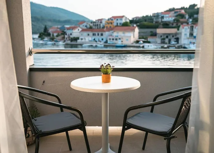 Apartamento And Ribarska Srica *