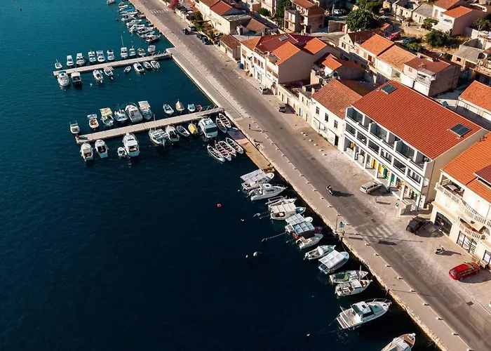 Apartamento And Ribarska Srica